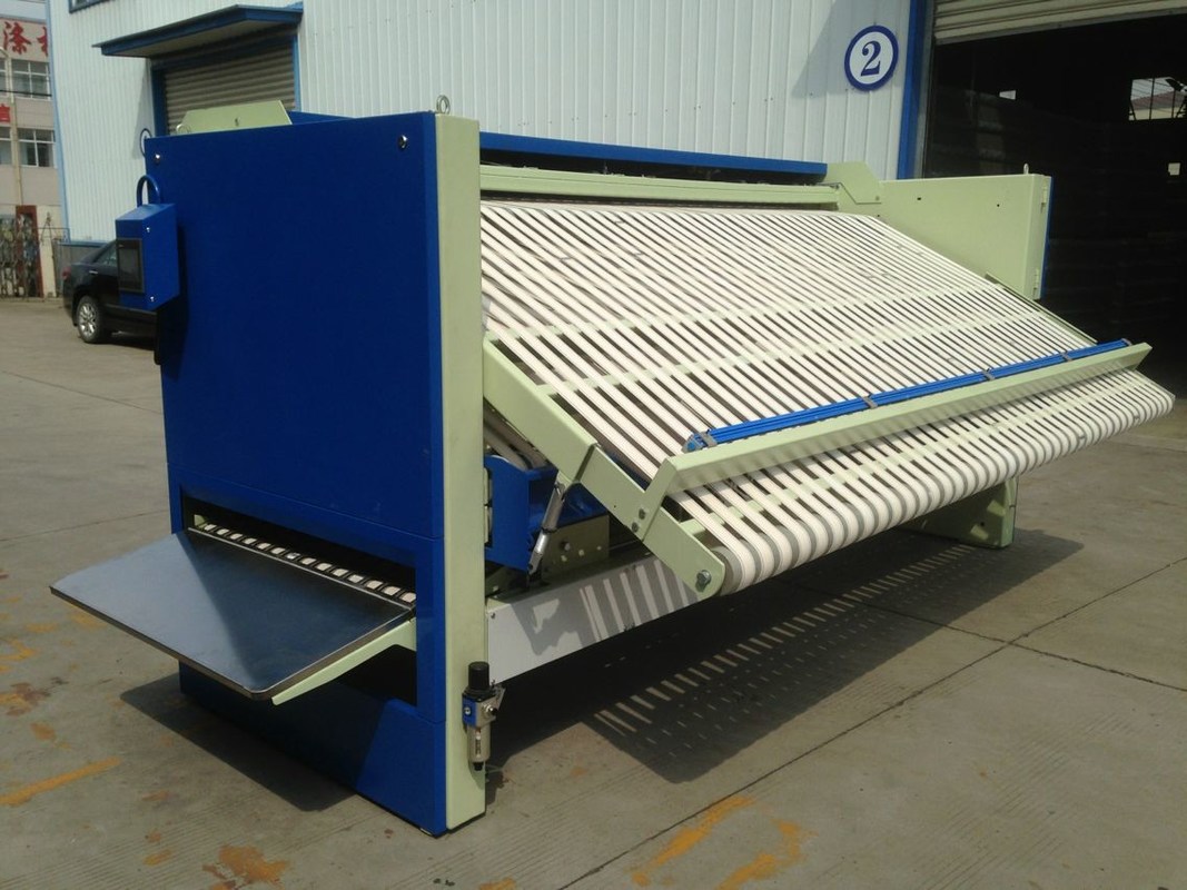 Automatic Folding Washing Machine , Hotel Laundry Folding Machine 0.50